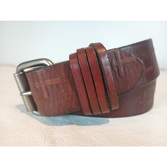 BKE by BUCKLE GENUINE LEATHER EMBOSSED CROSS BELT XL 111203J30615 - Picture 1 of 7
